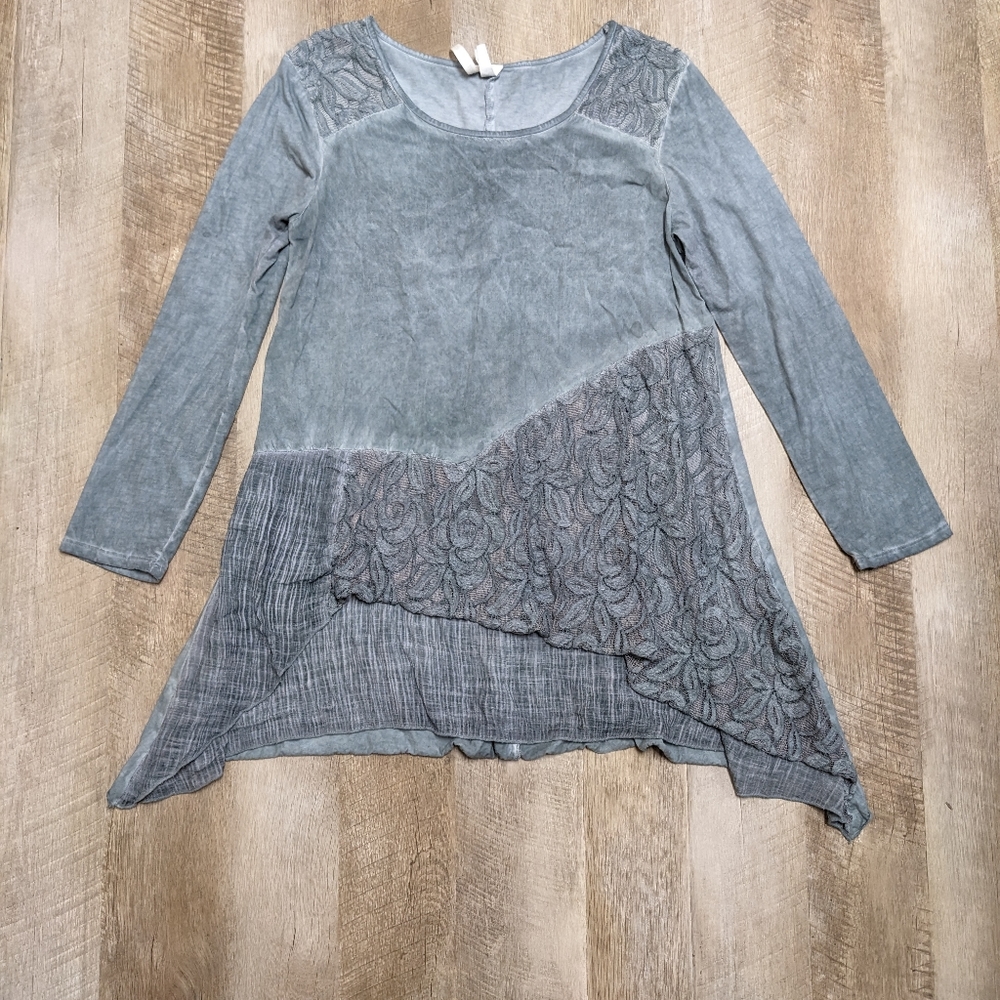 Forgotten Grace Long Sleeve Boho Tunic Top Gray Green Size Large